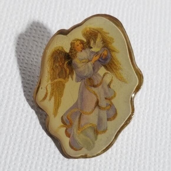 Two lapel pins angel w/ dove Baby Jesus w/ shepherd boy 1" - Picture 8 of 9